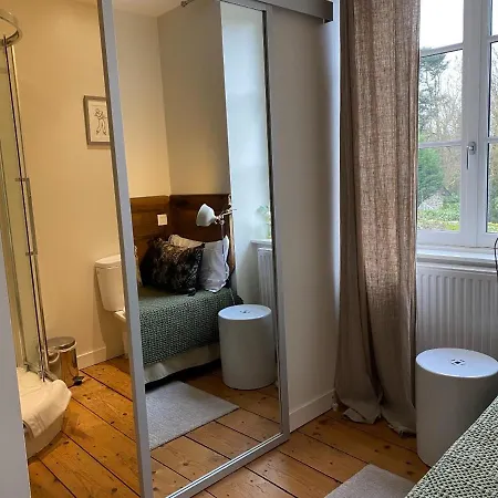 Raphael Bed & Breakfast 3*