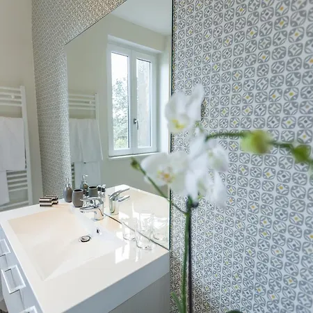 Bed & Breakfast Raphael 3*
